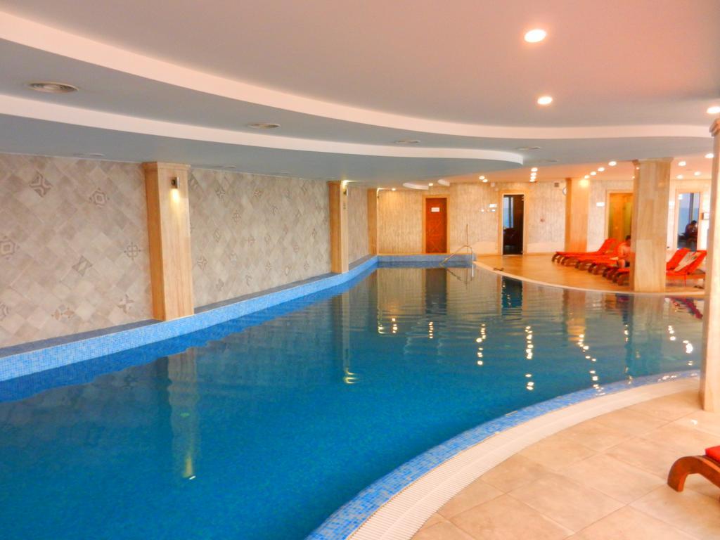 Mimino Apartment Deluxe First Line Batumi Kültér fotó