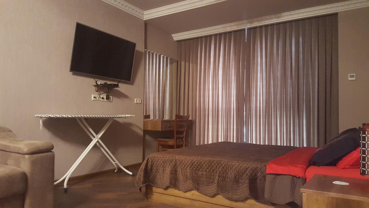 Mimino Apartment Deluxe First Line Batumi Kültér fotó