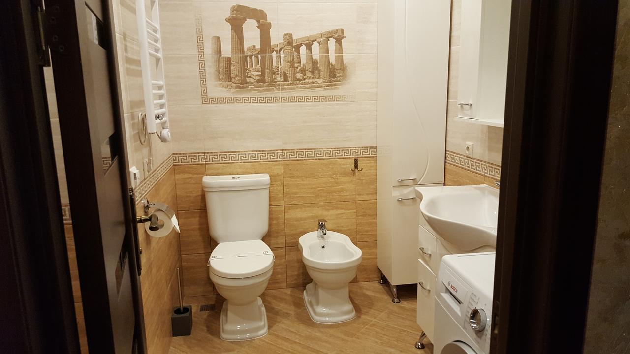 Mimino Apartment Deluxe First Line Batumi Kültér fotó